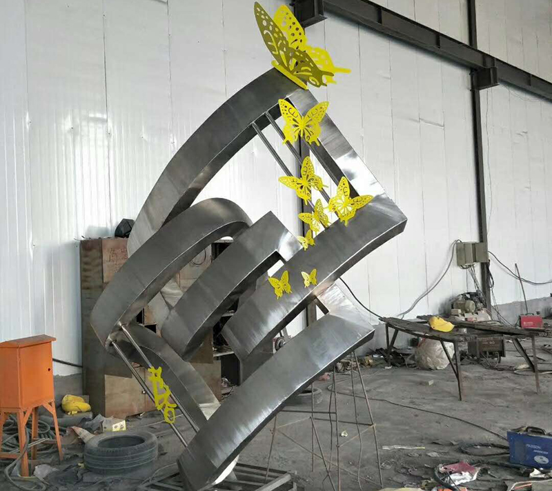 不銹鋼抽象雕塑