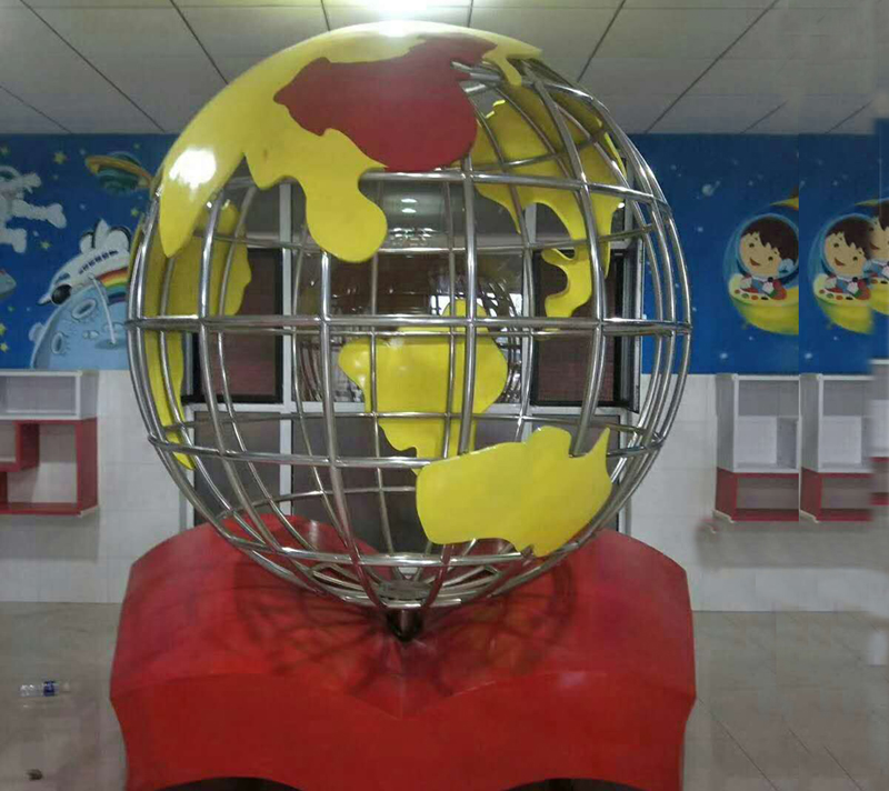 不銹鋼學(xué)校地球儀雕塑