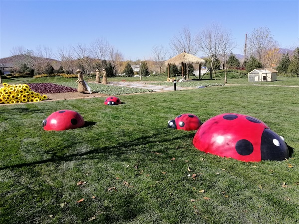 玻璃鋼動物雕塑