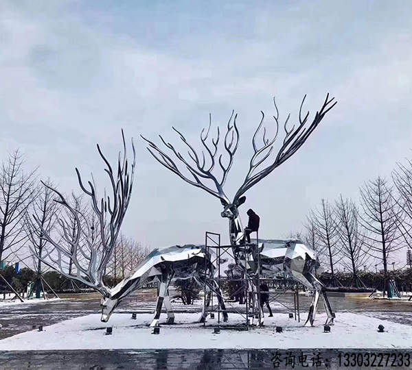 不銹鋼鹿雕塑