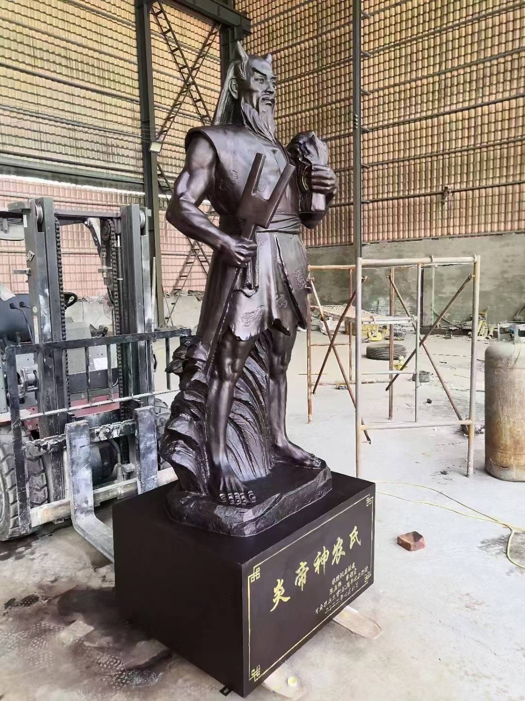 铸铜雕塑